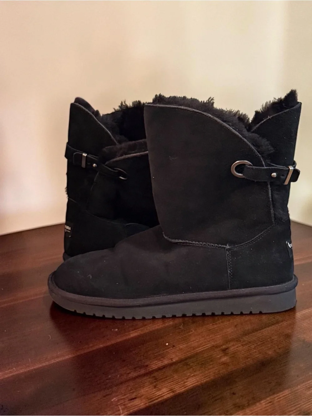 Koolaburra By Ugg Remley Short Black Suede Faux Fur Boots
